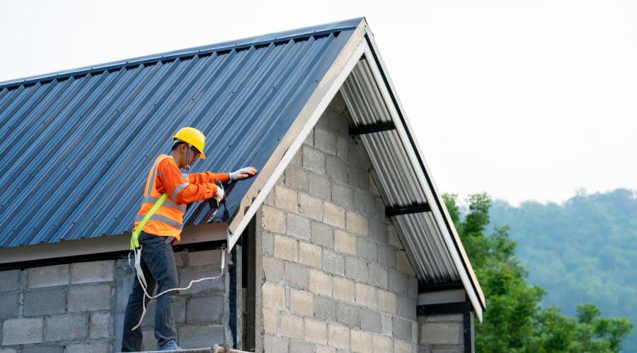 Professional Flat Roofing Installation in Bellwood, AL